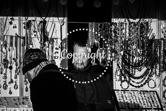 BW vienna xmas market stalls 5 belvedere(5)