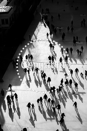 BW VIENA ICERING BW IMAGE(2)