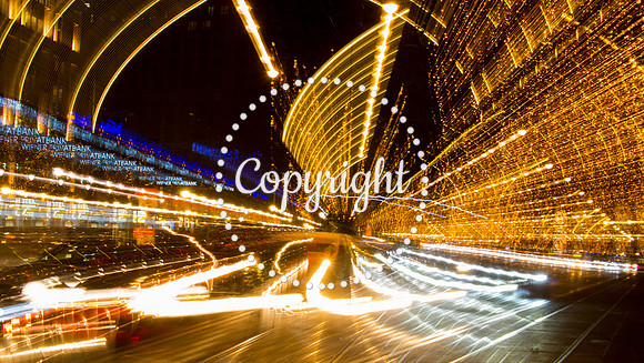 street light burts golden